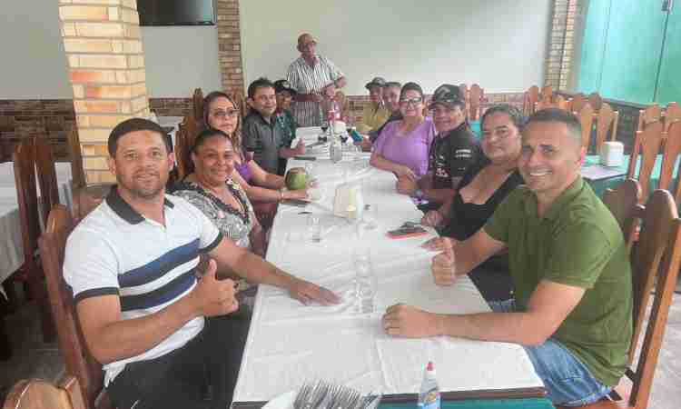 Erineuda racha oposição em Poranga ao anunciar aliança com o grupo de Carlos Antônio