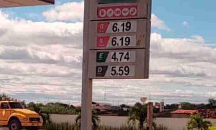 Gasolina está sendo encontrada por até R$ 6,19 no Ceará, assustando consumidores