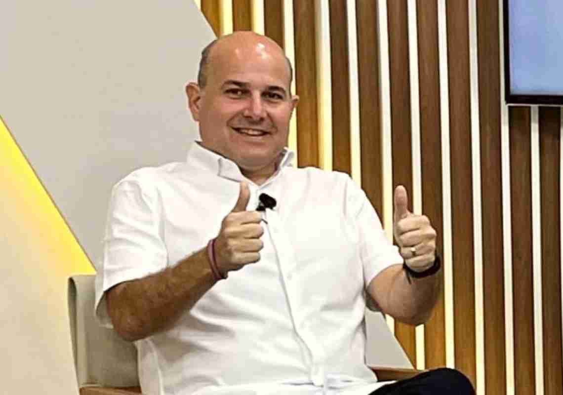 Roberto Cláudio será o Convidado Especial do Almoço Político da AJE